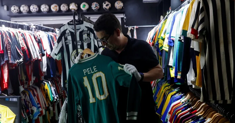 Brazilian’s Soccer Shirt Collection Gets Guinness World Record