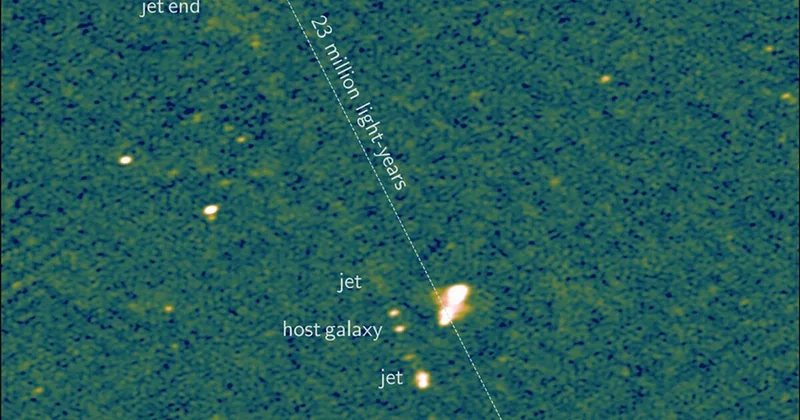 Scientists Find Energy Jets Among the Universe’s Largest Structures