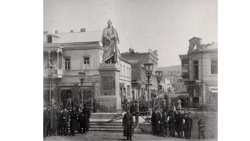 მიხეილ ვორონცოვის ძეგლი