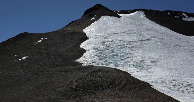 Study: Andean Glacier Shrinking at Speed Not Seen Before