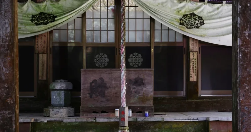 Buyers Want Japanese Temples for Tax Breaks