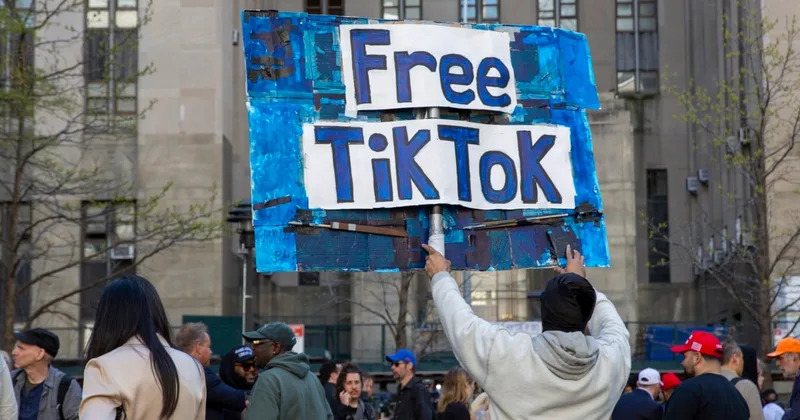 TikTok Asks Court to Block US Ban, Seeks US Supreme Court Hearing