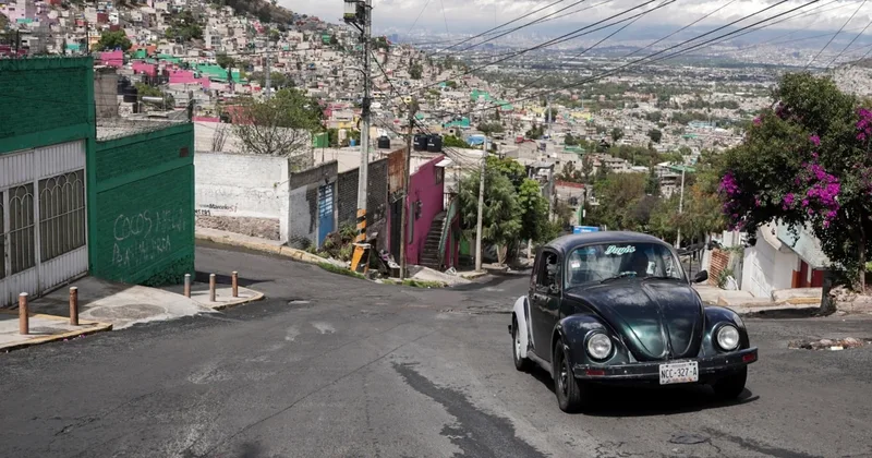 The Volkswagen Beetle Is Still Popular in a Mexico City Neighborhood