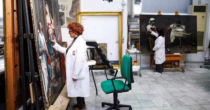 Vatican Experts Restore Masterpieces