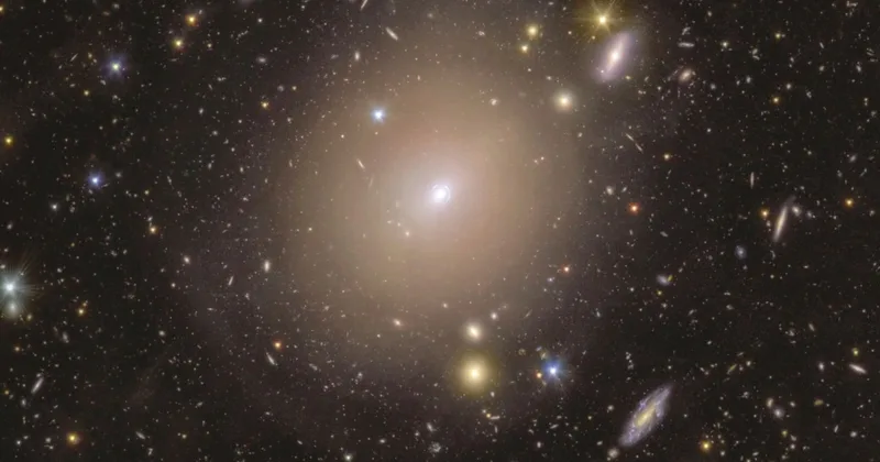 European Telescope Discovers ‘Einstein Ring’ in Nearby Galaxy