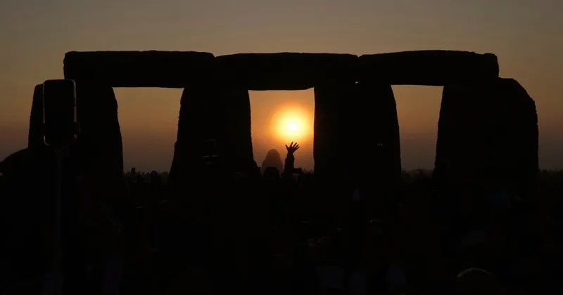 Study: Stonehenge's 'Altar Stone' Came from Far Away Scotland