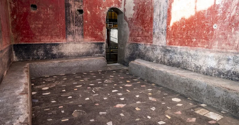 Researchers Uncover a Bathhouse Complex in Ancient Pompeii